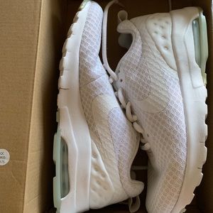 White Nike 5.5 good condition